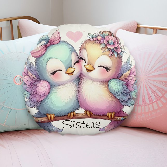 Cojín Redondo Hermanas de las aves Adorables Girly Pink Pastel A (Cute sister love birds personalized pillow pastel pink blue purple little girls shared bedroom decor)