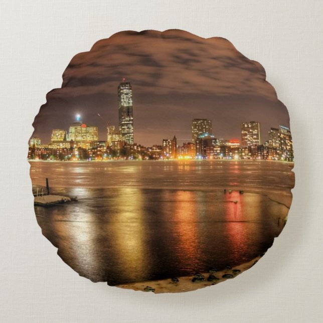 Cojín Redondo Hielo derretido parcialmente en el río Charles en (Anverso)