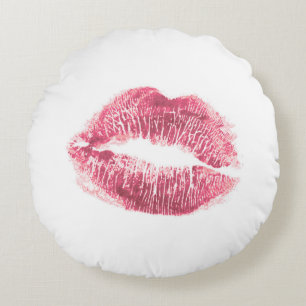Cojín Redondo labios rosados realistas, beso aislado