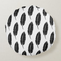 Linocut de plumas rusticas en blanco y negro