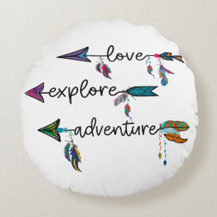 Cojín Redondo Love Explore Adventure Arrow Tribal Boho Design
