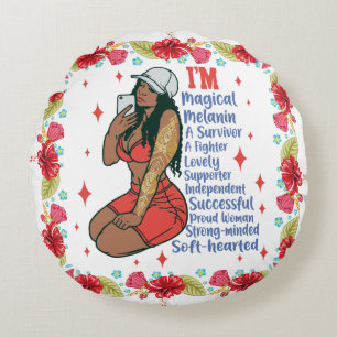 Cojín Redondo Magia chica negra, melanina, sista, esquí marrón