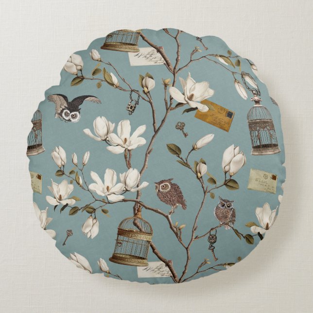 Cojín Redondo Magnolia Grove with Owls in Duck egg blue (Anverso)