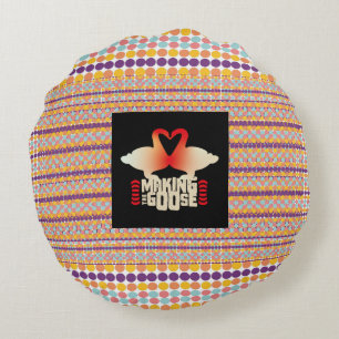 COJÍN REDONDO MAKING THE GOOSE BY MASANSER PIXELAT