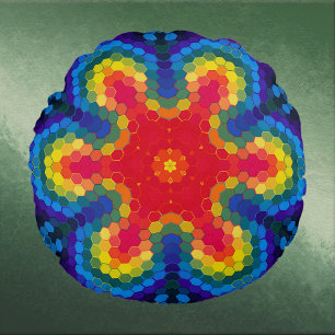 Cojín Redondo Mandalá Hexagonal Rojo Amarillo y Azul