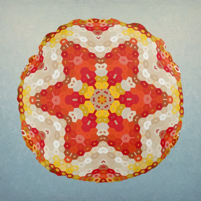 Cojín Redondo Mandalá Hexagonal Rojo y Amarillo (Red and Yellow Hexagon Mandala Round Pillow by Wormhole Orbital)