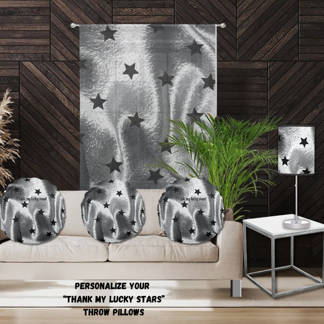 Cojín Redondo Moda "Gracias a mis afortunadas estrellas" Gris Bl (Minimalist and elegant bold black stars and silver background round, cotton  accent throw pillows)