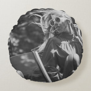 Cojín Redondo Modern Life Luxury Chica Driver