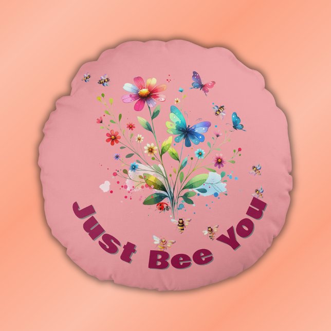 Cojín Redondo Monograma simple de acuarela floral sobre rosa (Subido por el creador)