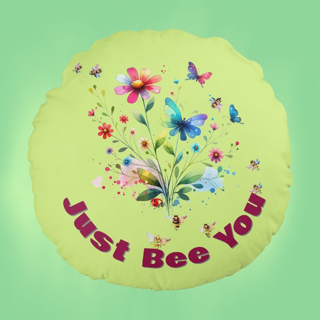 Cojín Redondo Monograma simple de acuarela floral sobre verde (Subido por el creador)