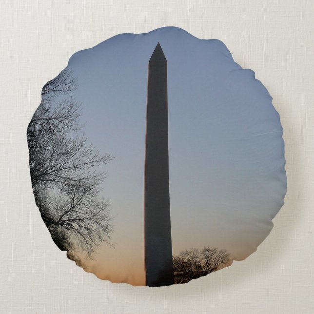 Cojín Redondo Monumento a Washington al atardecer en DC (Reverso)