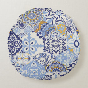 Cojín Redondo mosaicos de azulejos azules. Parche colorido y tra