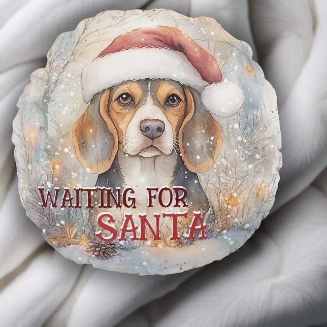Cojín Redondo Navidades Beagle Esperando La Acuarela De Santa Do (Personalize this Beagle Christmas Waiting For Santa Dog Watercolor Round Pillow)