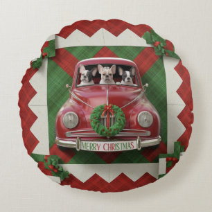 Cojín Redondo Navidades Quilt Art: Coche rojo de época con franc