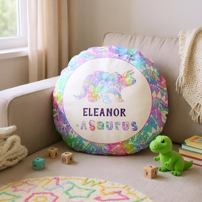 Cojín Redondo Niños fósiles de los dinosaurios arcoiris (Rainbow dinosaur pillow with your name perfect for dino lovers.)