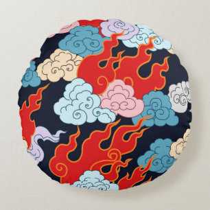 Cojín Redondo Nubes y tenedores de llama sobre un fondo negro. V