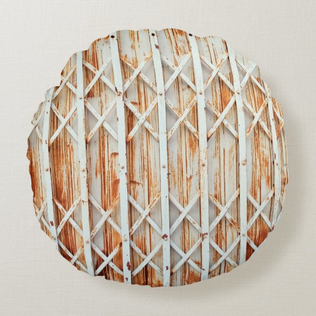 Cojín Redondo Old iron door panels are rusted. abstract,antique, (Anverso)