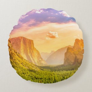 Cojín Redondo Opinión del túnel del parque nacional de Yosemit