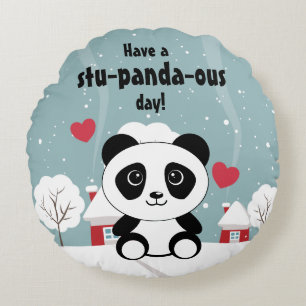 Cojín Redondo Panda De Bebé Cuto En Gris De Nieve De Invierno
