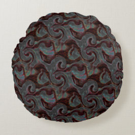 Cojín Redondo Partes espirales talladas de color oscuro y trazos