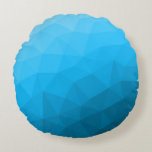 Cojín Redondo Patrón de malla geométrica de gradiente cian azul<br><div class="desc">Malla geométrica triangular con gradiente oscuro azul claro. patrón,  sombrío,  malla,  triángulos,  geometría,  geométrica,  gradiente,  fresco,  triángulo,  brillante,  azul,  cian</div>