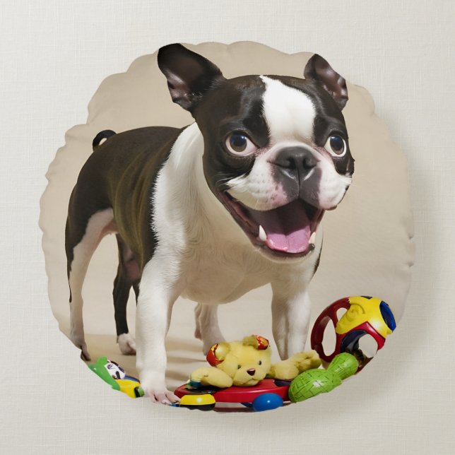 Cojín Redondo Perro de Boston Terrier jugando con juguetes (Anverso)