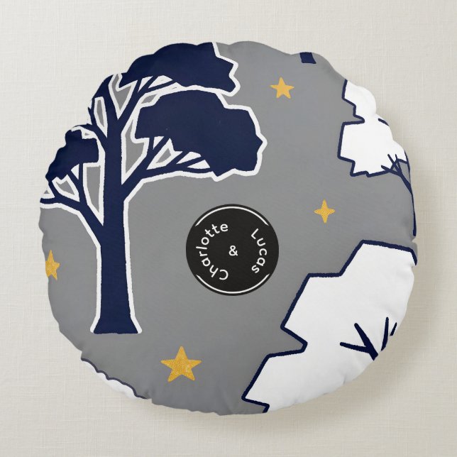 Cojín Redondo Personalized Woodland Tree and Star Round Pillow  (Anverso)