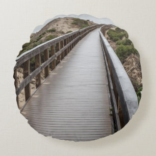 Cojín Redondo Puente del pie en el parque de estado del lago oso