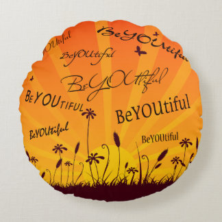 Cojín Redondo Puesta del sol y mariposas de BeYOUtiful