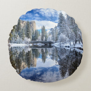 Cojín Redondo Reflexión del invierno en Yosemite