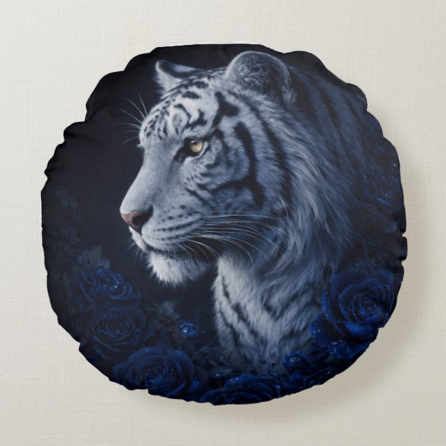 Cojín Redondo Retrato de Tigre Blanco – Poder Tranquilo y Mirada (Anverso)