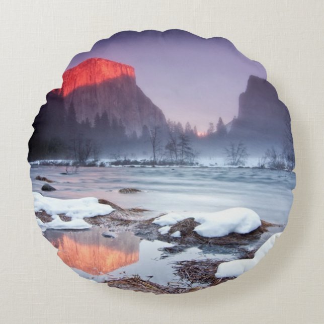 Cojín Redondo Rojo de Omega (Anverso)