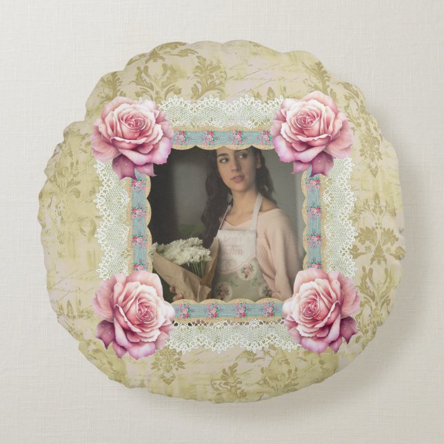 Cojín Redondo Rosas de encaje de damasquinados con aspecto vinta (Anverso)