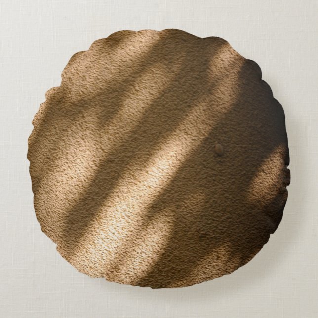 Cojín Redondo Shadow on brown carpeted floor (Anverso)