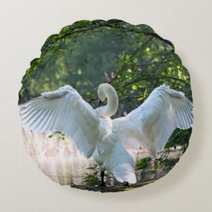 Cojín Redondo Swan con alas extendidas