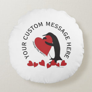 Cojín Redondo ¡Te amo más! Pingüino y corazón rojo