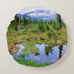 Cojín Redondo Un tarn en el interior de la isla de Vancouver