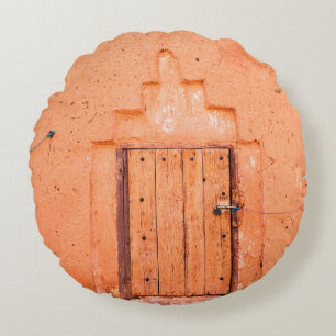 Cojín Redondo Ventana de madera cerrada en casa marroquí tradici