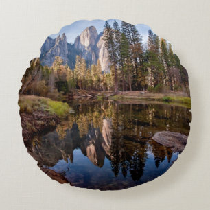 Cojín Redondo Vista de los picos de la catedral