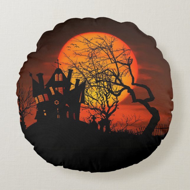 Cojín Redondo Witch Castle Round Pillow (Anverso)