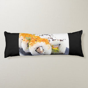 Cojín Sushi en un plato