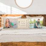Cojín Tan afortunado de tener un soporte de rizo 2 foto<br><div class="desc">almohada personalizada para el cuerpo de la foto para alguien especial. El diseño presenta corchetes ondulados para encuadrar las fotos (definiendo quién es NOSOTROS y quién ES USTED). Leídos en letra informal y tipografía de tipografía delgada, el texto dice: Somos tan afortunados de tenerte. La plantilla de la foto se...</div>