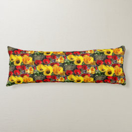 Cojín Tulipanes amarillos y rojos