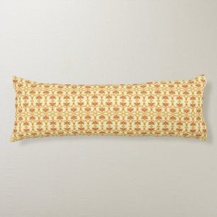 Cojín un fondo amarillo y blanco con un diseño intrincad