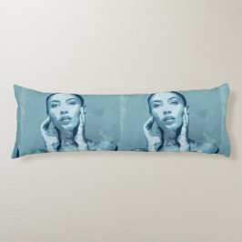 Cojín "Woman in Blue" Premium Canvas