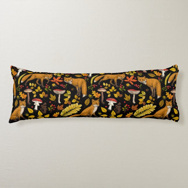 Cojín zorros otoñales sobre negro (Anverso)