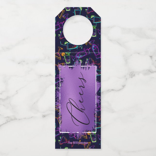 Colgador Para Botellas CHEERS sobre cócteles de neón (Anverso)