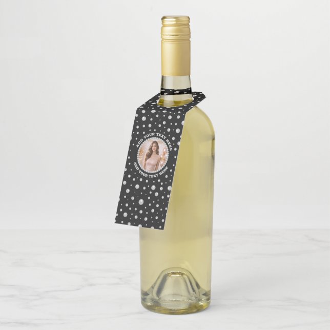 Colgador Para Botellas Foto personalizada con círculo de perlas sobre neg (En perspectiva)