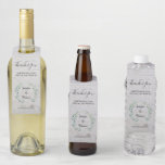 Colgador Para Botellas Hojas de color de agua Boda de madera rústica Grac<br><div class="desc">Hojas botánicas de acuarela rústica en boda de madera gracias perchas de botellas de vino con mensaje de agradecimiento. Estas perchas de botellas de agradecimiento boda son la manera perfecta de personalizar a su boda. Añade tus nombres de novia y novio y la fecha de boda y puedes cambiar el...</div>