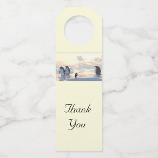 Colgador Para Botellas pingüinos enfriándose en un hielo